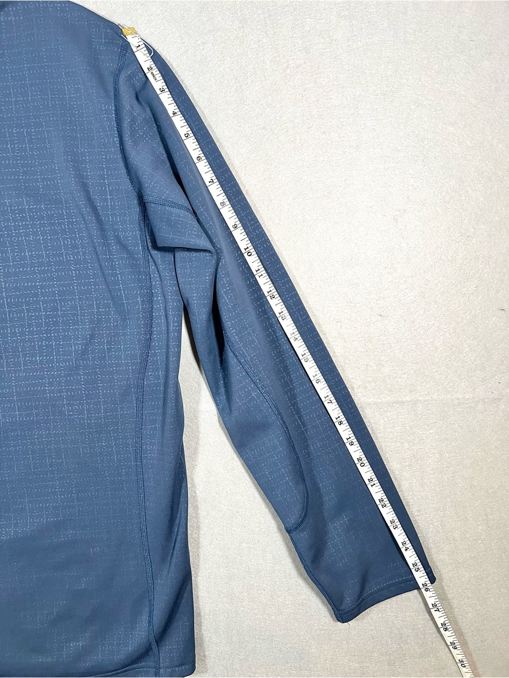prAna Quarter‑Zip Pullover – Blue Grid Pattern Size L Outdoor Performance Layer - Picture 11 of 13